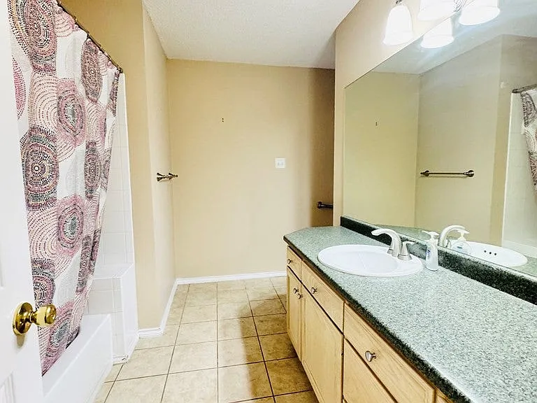 3537 Grandview Dr — Photo 17