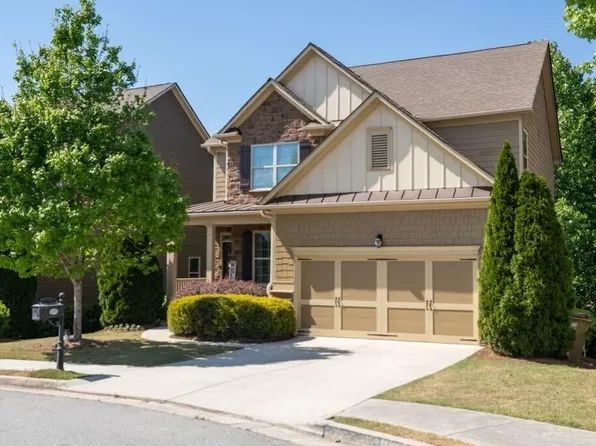 6742 Big Sky Dr, Flowery Branch, GA 30542