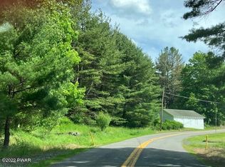 Woodtown Rd, Shohola, PA 18458