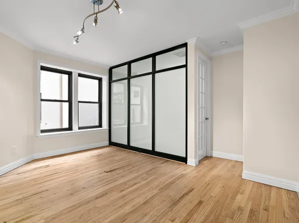 344 West 49th Street image 6 of 22