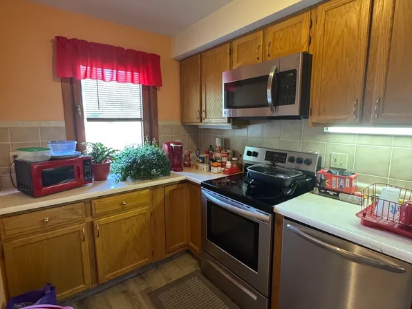 57 Courtland Drive #57, Groton, CT 06340