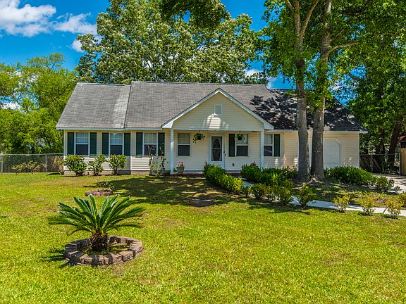 5th image of 7946 Red Birch Cir
