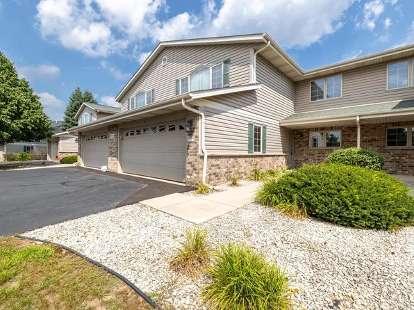 723 Stoney Creek COURT #3, West Bend, WI 53095