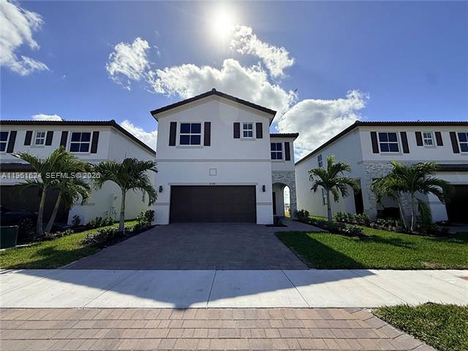 1st image of 2728 SE 24th Ct #2728