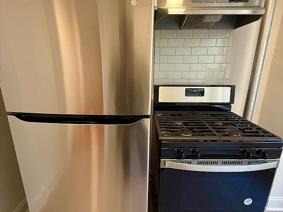 3rd image of 30-58 34th St #5D