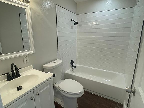5th image of 7730 Washington St