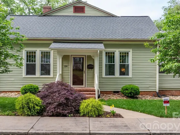 214 Webb St, Statesville, NC 28677