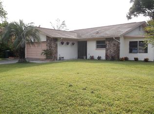 457 Macleod Ter, Dunedin, FL 34698