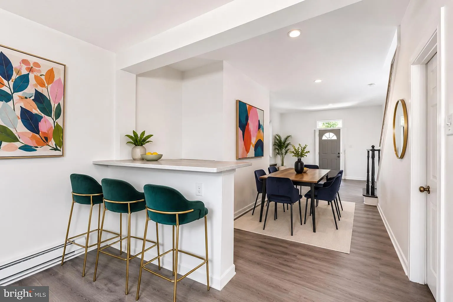 2 bed, 1.5 bath, 1000 sqft, $1,899 — Photo 1