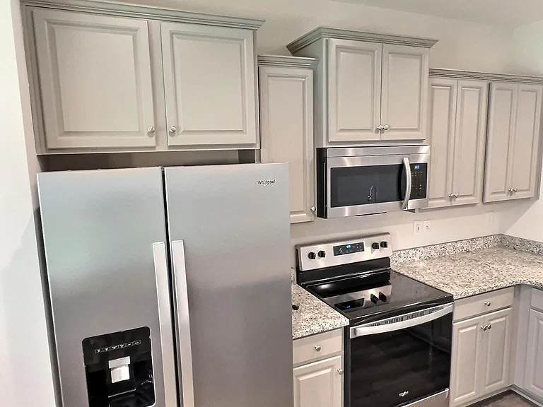 125 Granada Pl — Photo 2