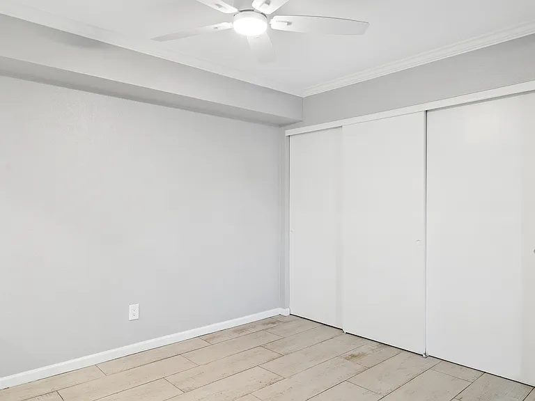 6480 N 82nd St #133 — Photo 15