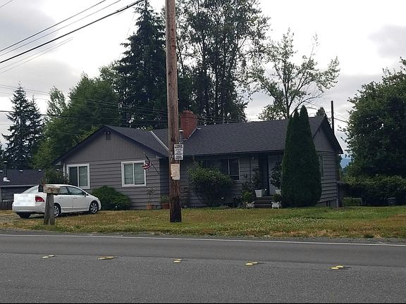 2nd image of 16421 Broadway Ave