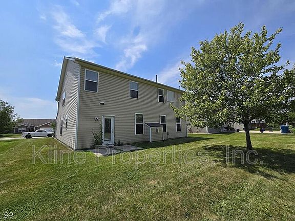 3rd image of 5309 Wood Hollow Dr