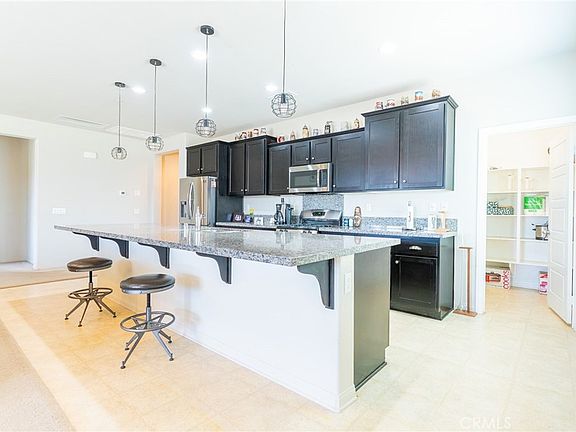 3rd image of 26725 Emperor Rd