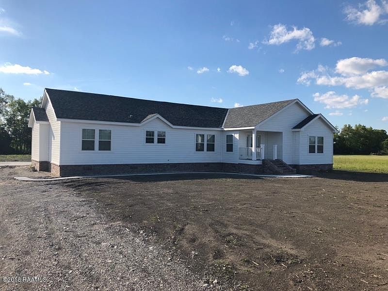 1st image of 1609 Belle Place Olivier Rd