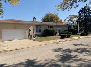 8545 S Sacramento Ave, Chicago, IL 60652