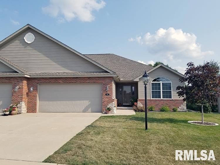 1st image of 2514 W Stonehenge Ct