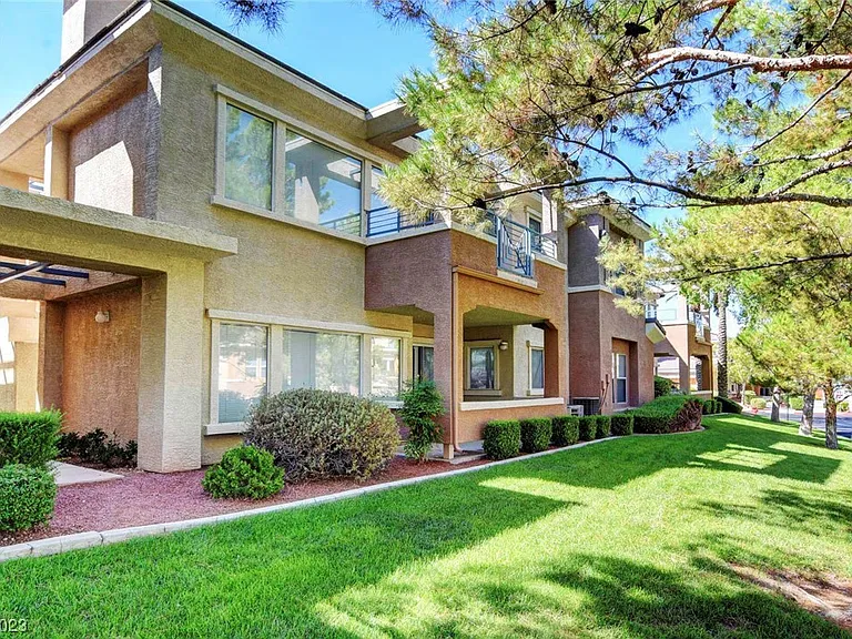 821 Titan Peak Pl — Photo 47