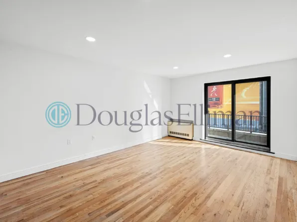 295 Park Avenue South image 1 of 16