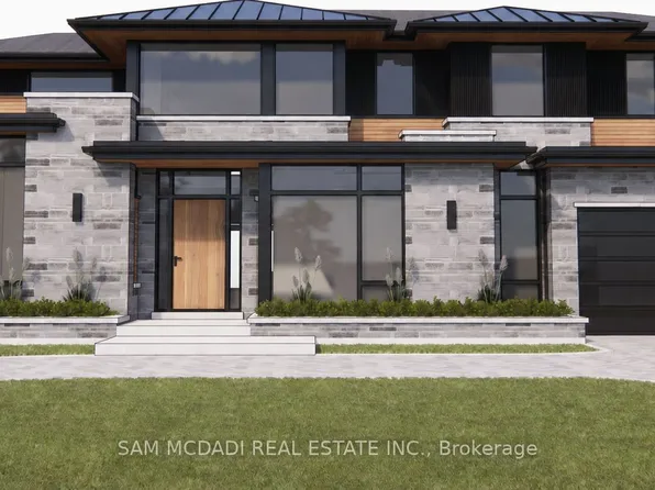 600 Bob O Link Rd, Mississauga, ON L5J 2P4