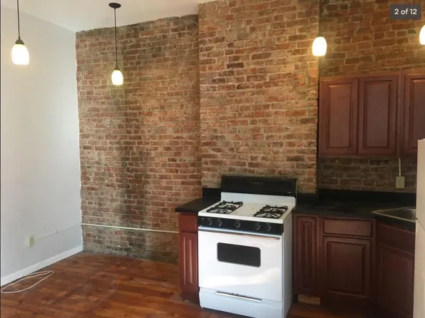 17 Clark St APT 2, Newburgh, NY 12550