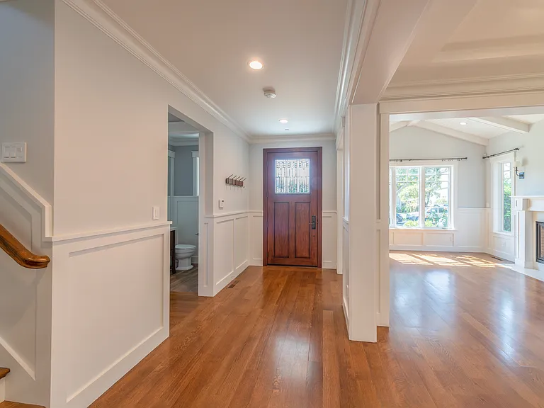 178 Heather Ln — Photo 3