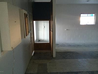 3rd image of 2838 Eastern Ave SE