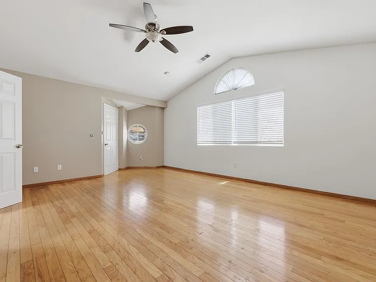 11920 Avenida Marcella — Photo 19