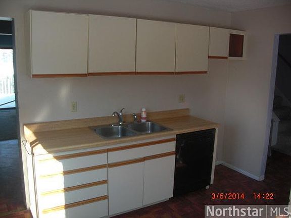 3rd image of 2349 Dorland Pl