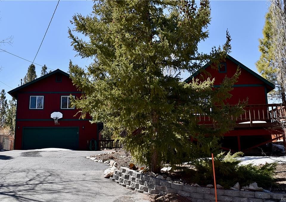 1st image of 40025 Hillcrest Dr