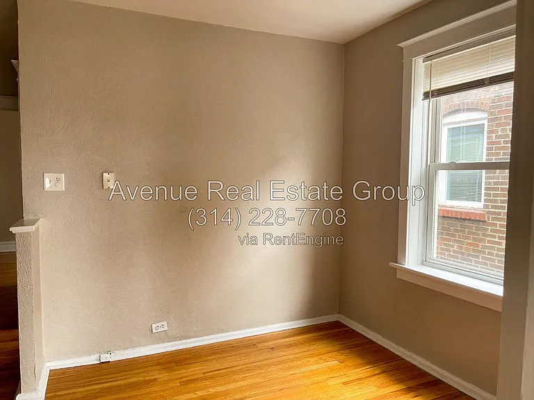 5067 Chippewa St #2F — Photo 5