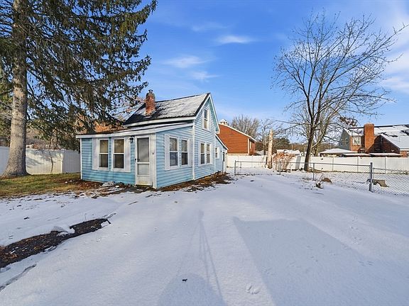 2nd image of 51 Bellevue Ave