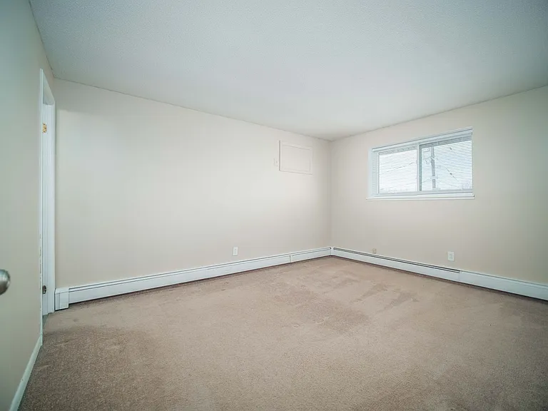 Holiday Meadows Apartments — Photo 21