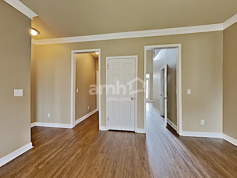 1017 Aenon Cir — Photo 9