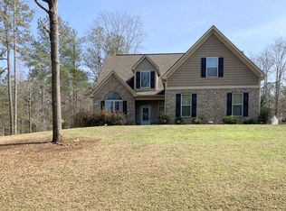 14 Creekview Dr, Forsyth, GA 31029