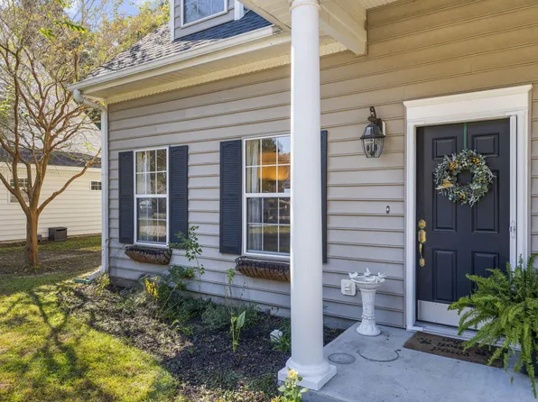 2152 Kings Gate Ln, Mount Pleasant, SC 29466