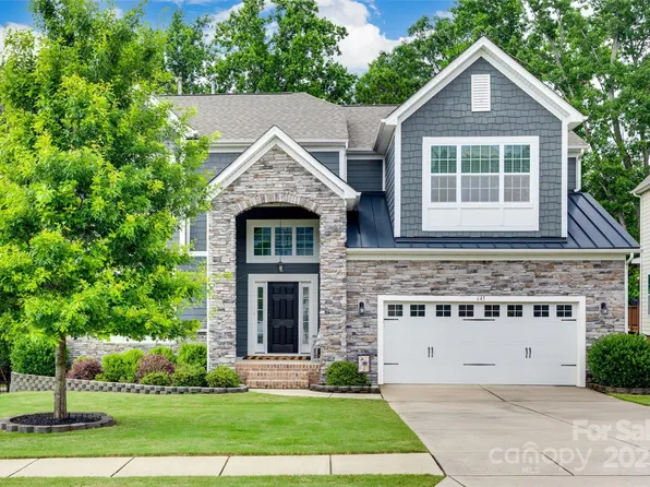 645 Brookhaven Dr, Fort Mill, SC 29708