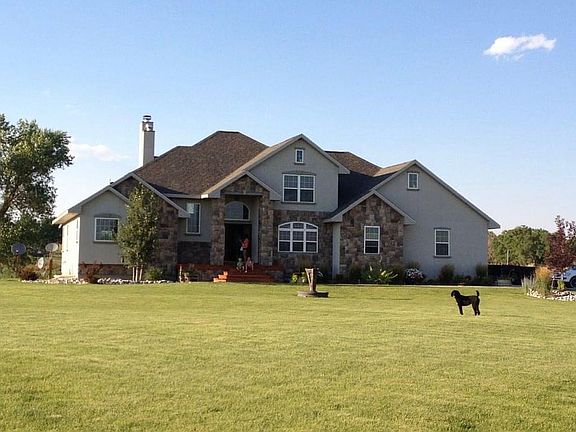 2nd image of 683 Fox Springs Dr