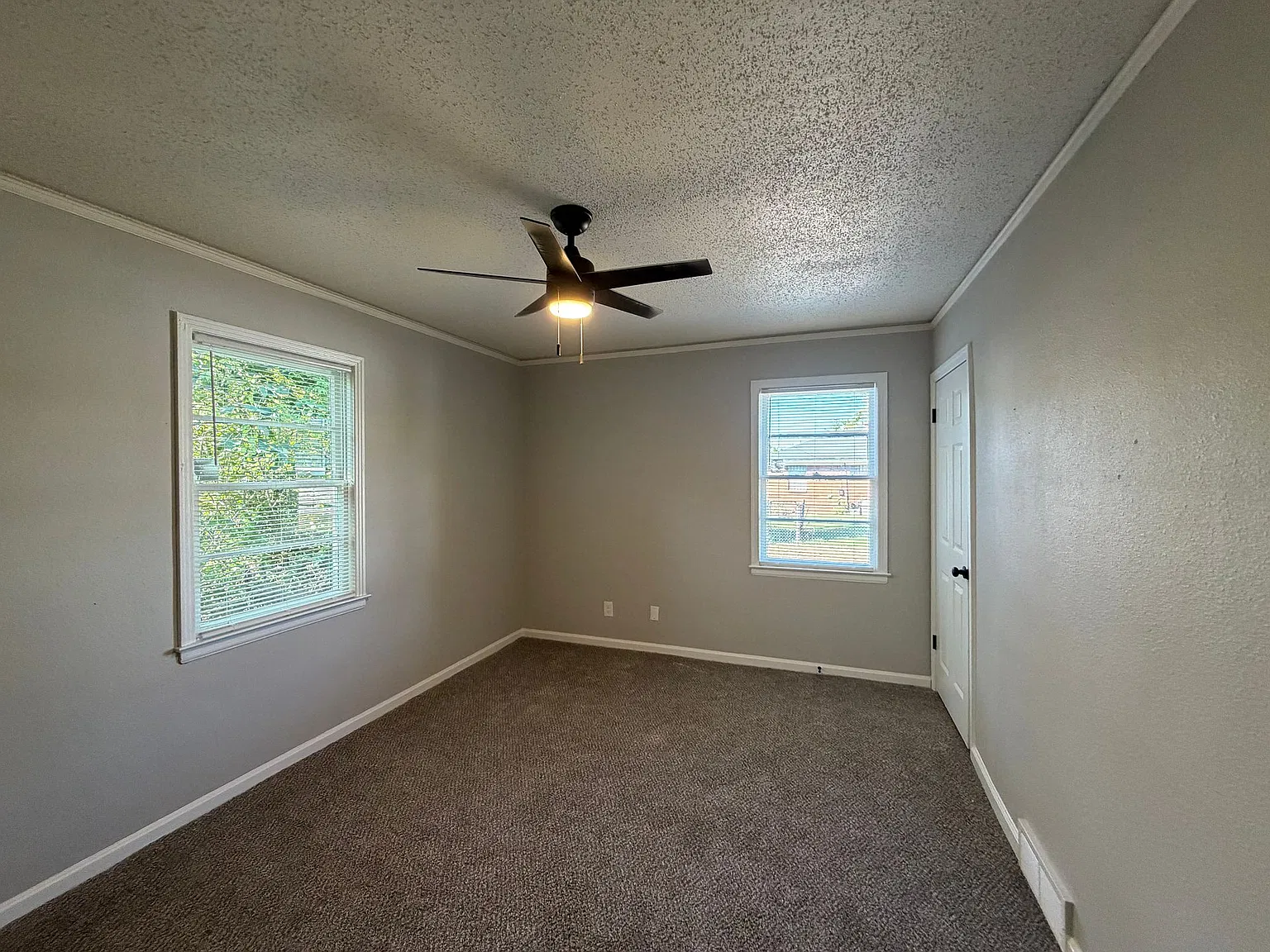 258 W Essex Ave — Photo 3