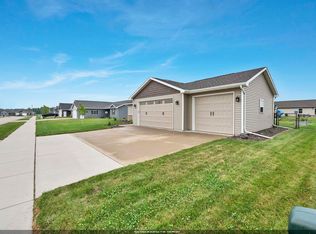 1449 Mase Dr, Kaukauna, WI 54130