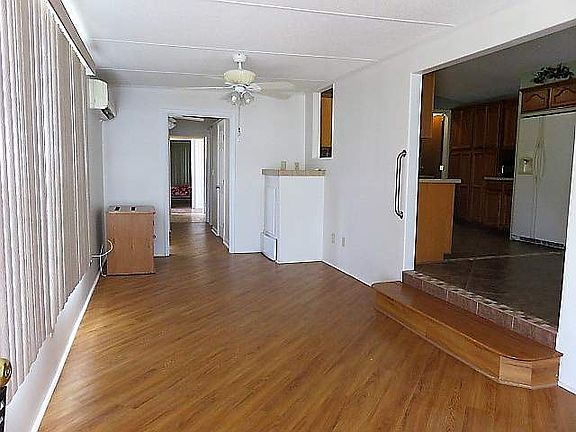 5th image of 1031 Rainbow Cir