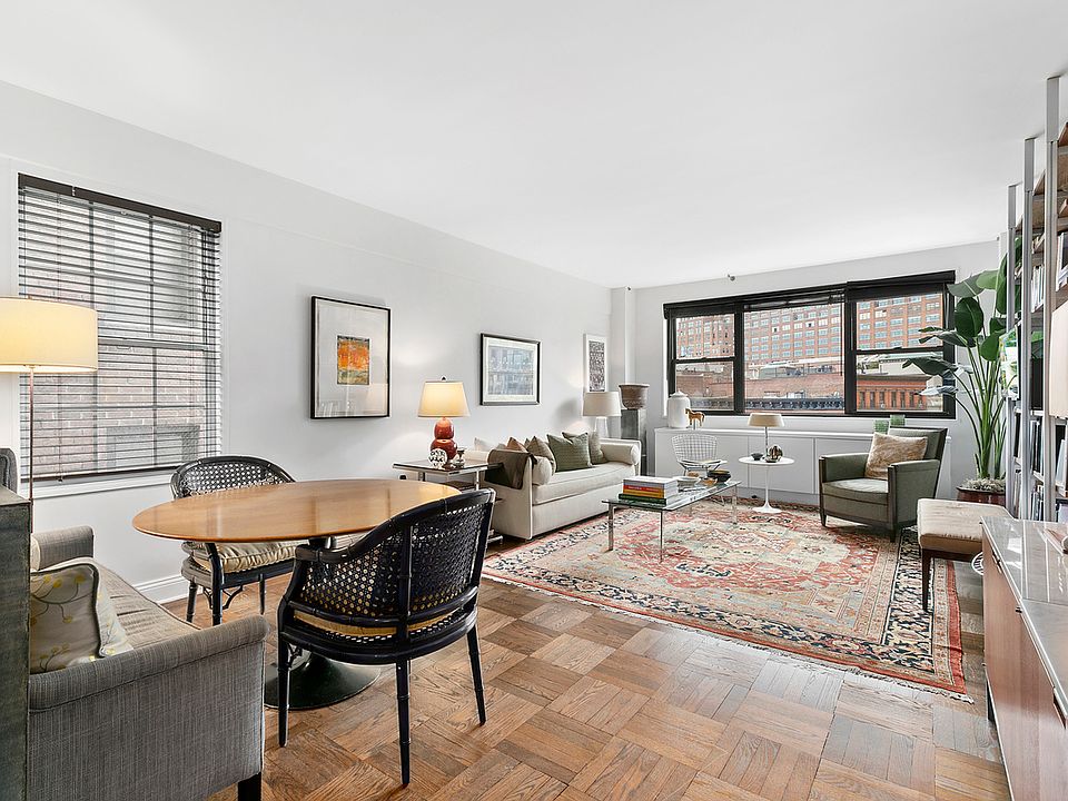 1st image of 2 Horatio St APT 6R