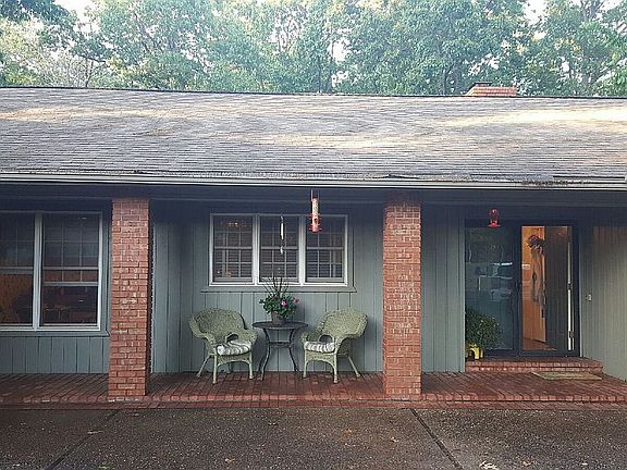 2nd image of 8138 Fairway Dr
