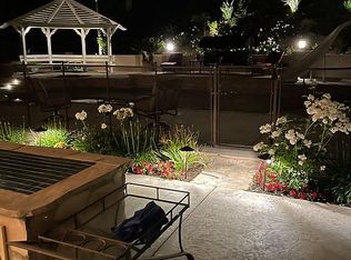 22129 Cairnloch St, Calabasas, CA 91302