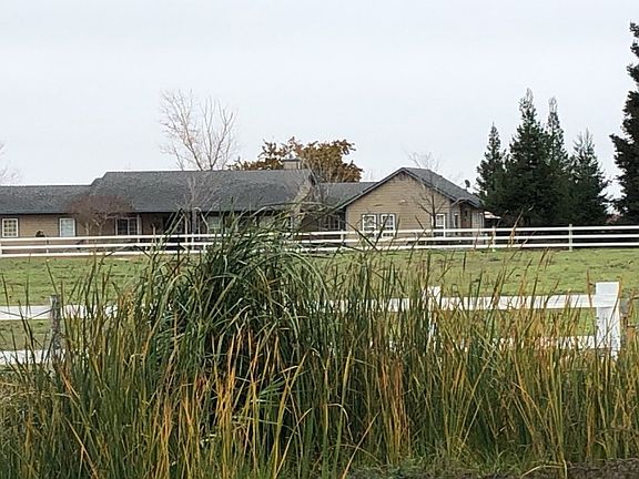 3rd image of 6959 Harrington Ave