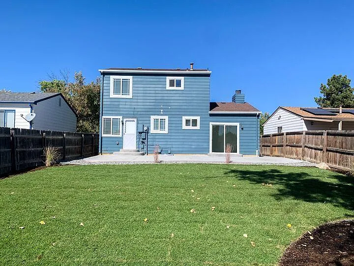 10720 Moore St — Photo 16