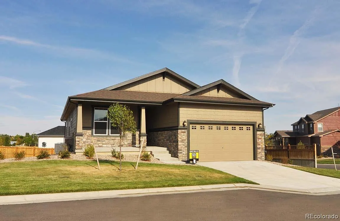 3 bed, 1818 sqft, $3,150 — Photo 1