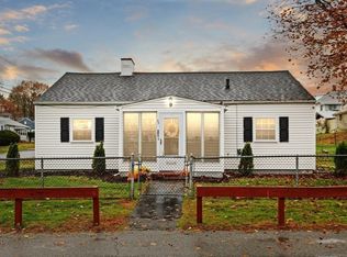 83 Oakside Ave, Methuen, MA 01844