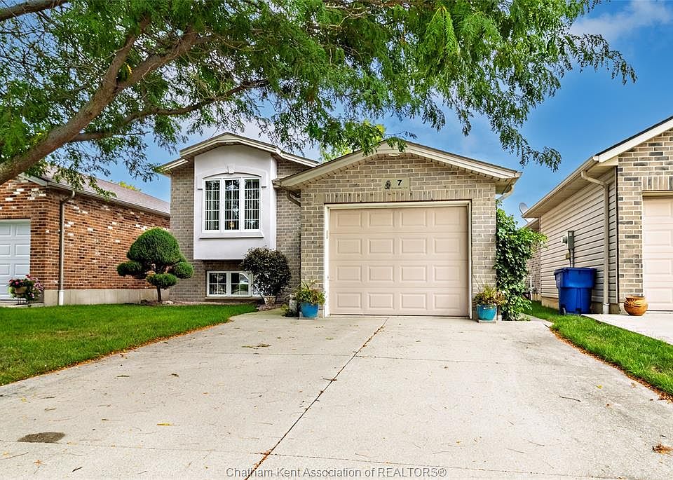 1st image of 7 Frobisher Ct