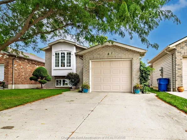 7 Frobisher Ct, Chatham Kent, ON N7L 5P9